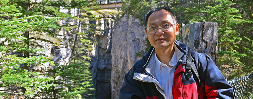 Dr Junye Wang